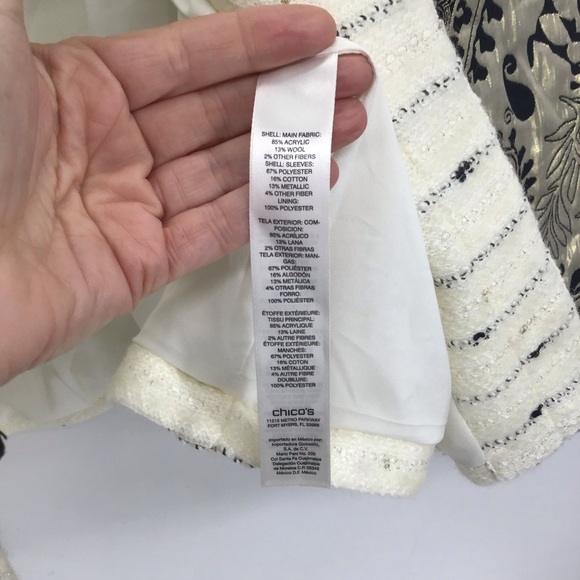 Chico’s Versailles Sleeve Pattern Metallic Wool Blend Jacket Career Creme Size 2 - Picture 9 of 10